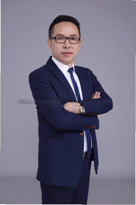 华熙皎